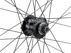 Urban Deore Disc Center Lock DT Swiss 533D 28" Laufrad -Shimano Verkäufe 397336